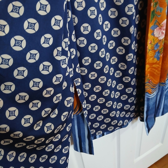 Chicos Drama Printed Floral Bell Sleeve Kimono Size 3 As Worn On TV Classy - Picture 4 of 10